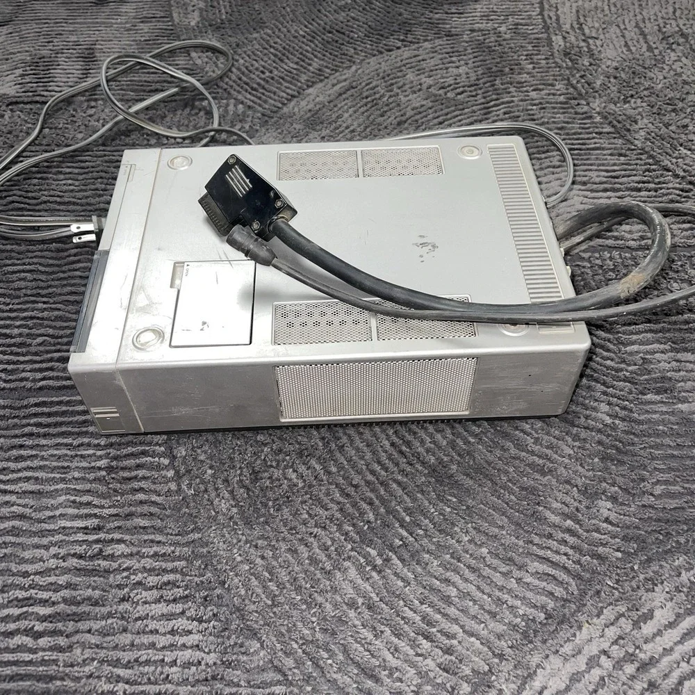 Sony‎ Tuner Timer Unit TT-2000 Vintage Video Recorder Accessory w/ Cables